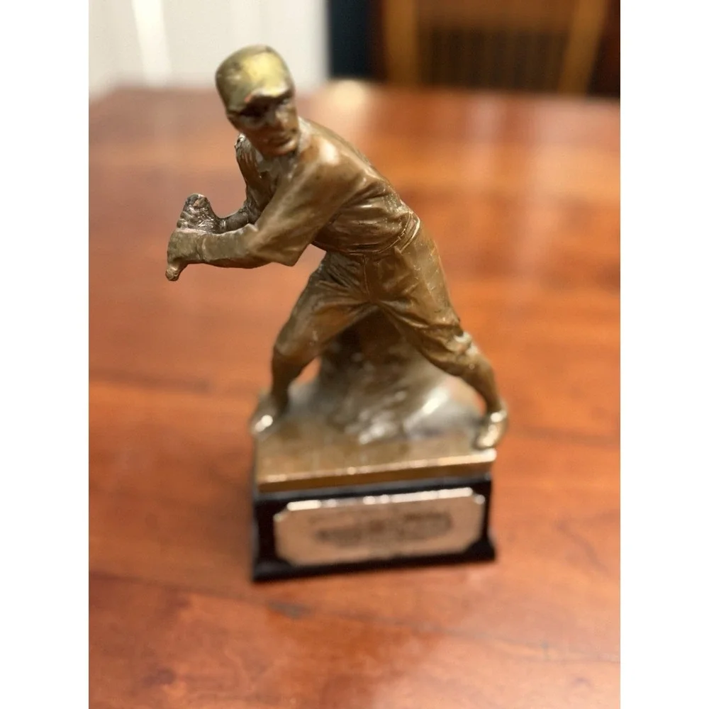 Vintage 1929 Baseball‎ Trophy Cast Metal Batter Bakelite Base Antique Award